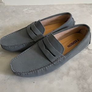 Gray suede penny loafer driving moccasins, size 8.